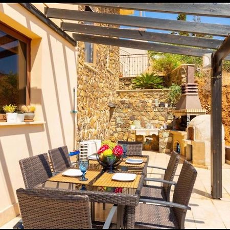 Sunset View Mermaid Villa Pomos Exterior photo