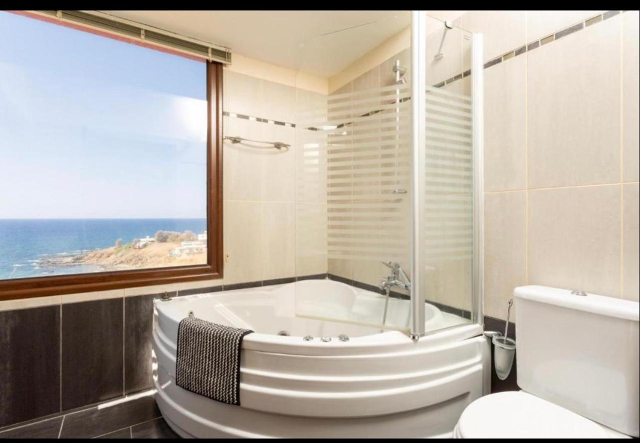 Sunset View Mermaid Villa Pomos Exterior photo